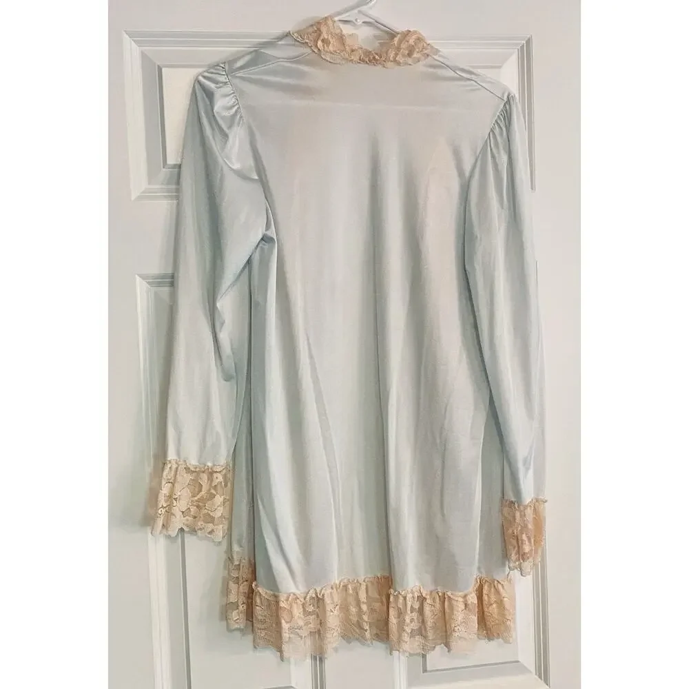 Vintage 60’s Flair short robe negligee size S ILGWU union made Blue With Lace
